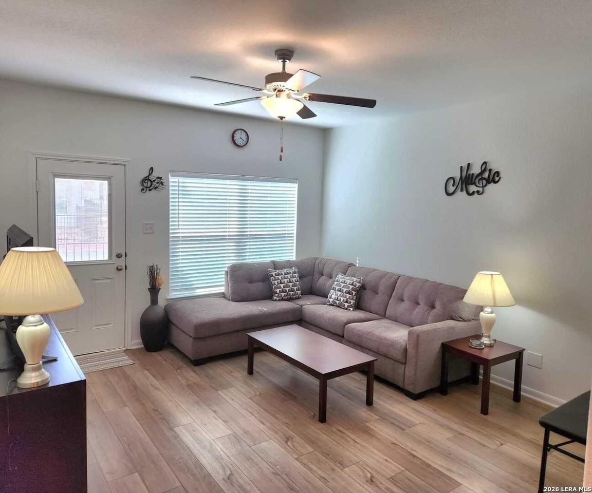 10829 Emerick St - Photo 2 of 16