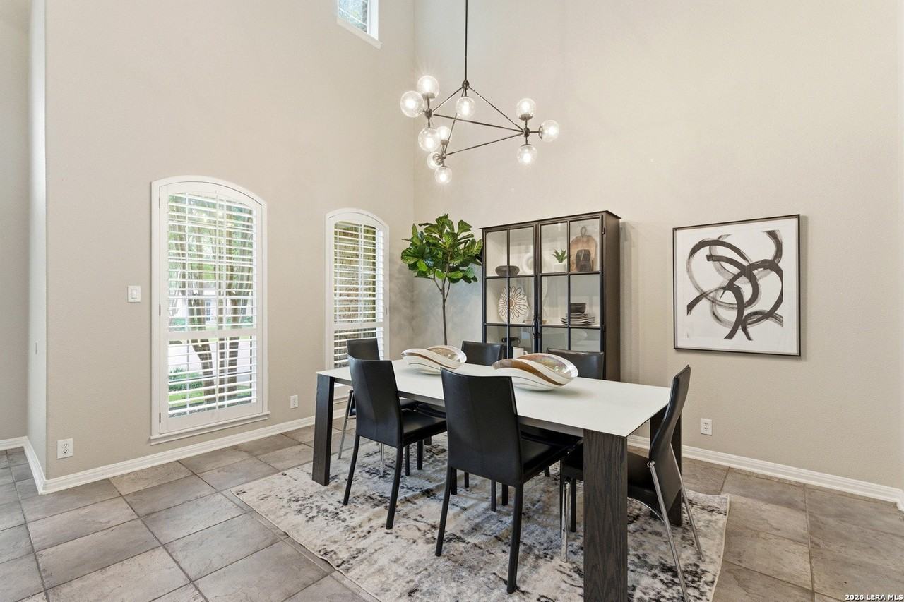 502 Cypress Trl - Photo 3 of 42