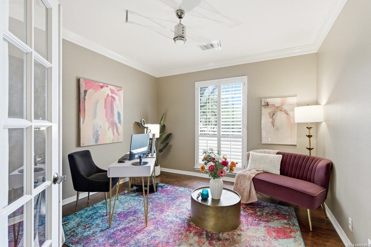 502 Cypress Trl - Photo 4 of 42