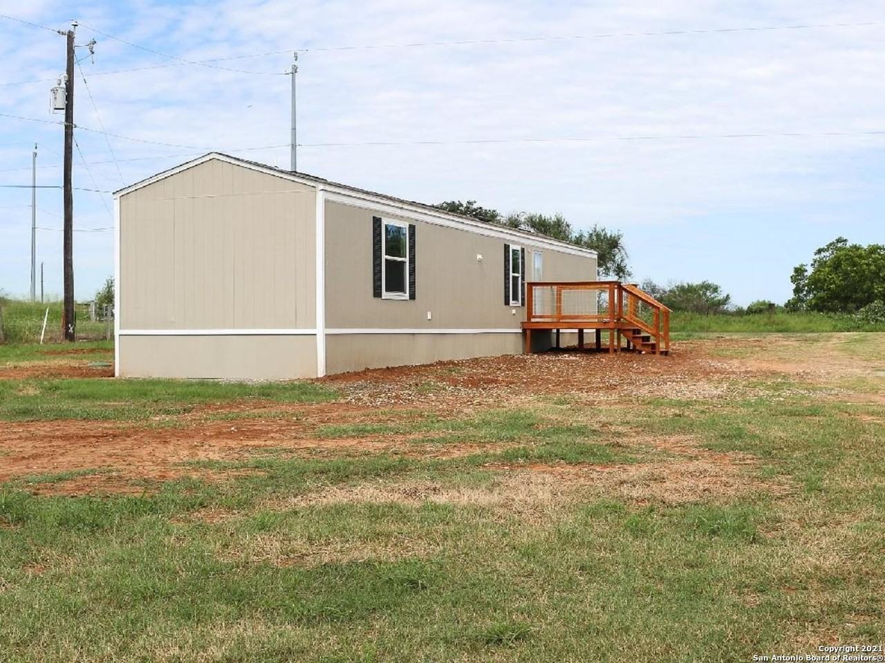 7380 Pittman Rd - Photo 2 of 12