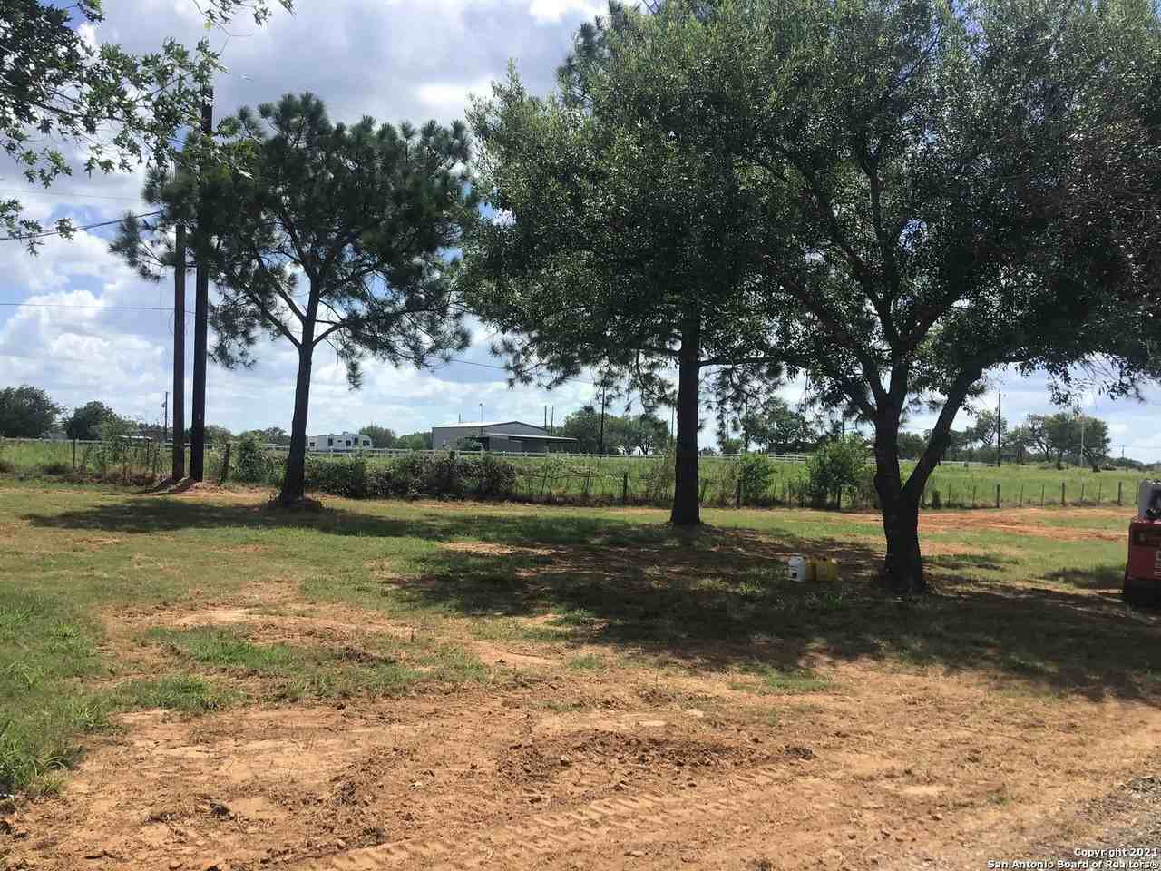 7380 Pittman Rd - Photo 5 of 12
