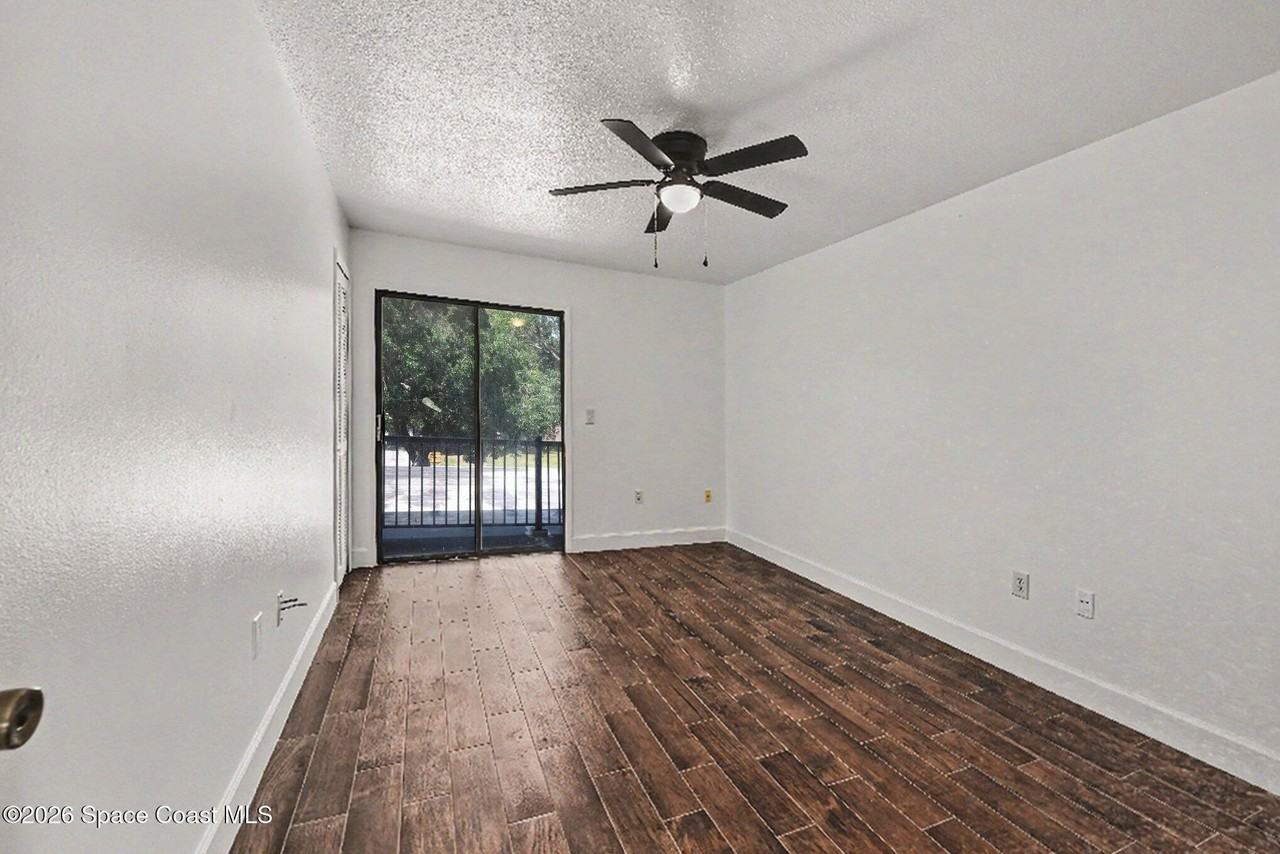 2173 Stewart Rd - Photo 5 of 23