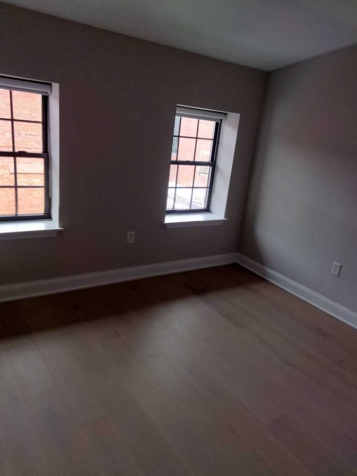 38 Imlay St #C - Photo 4 of 8