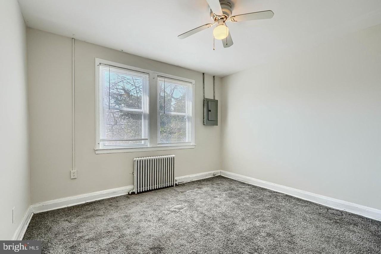 5626 Midwood Ave #2 - Photo 7 of 19