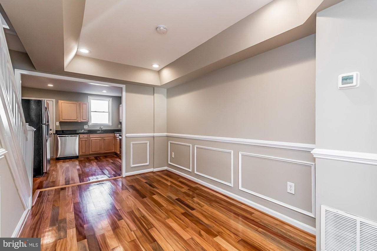 130 W Randall St - Photo 7 of 30
