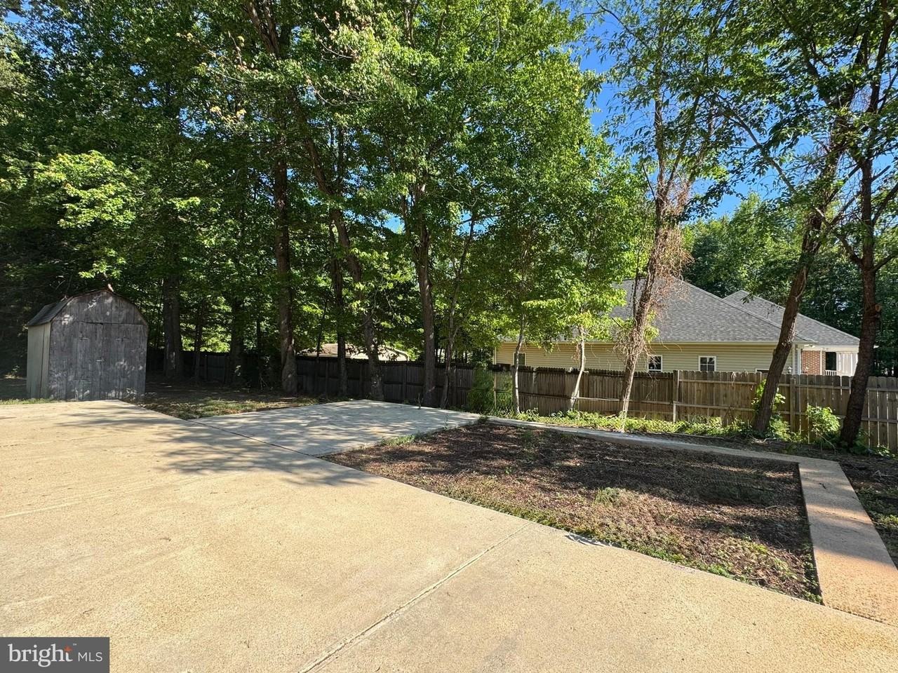 8190 Marshall Corner Rd - Photo 3 of 28