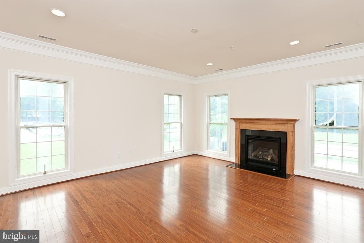 12 Chestnut Woods Dr - Photo 5 of 22