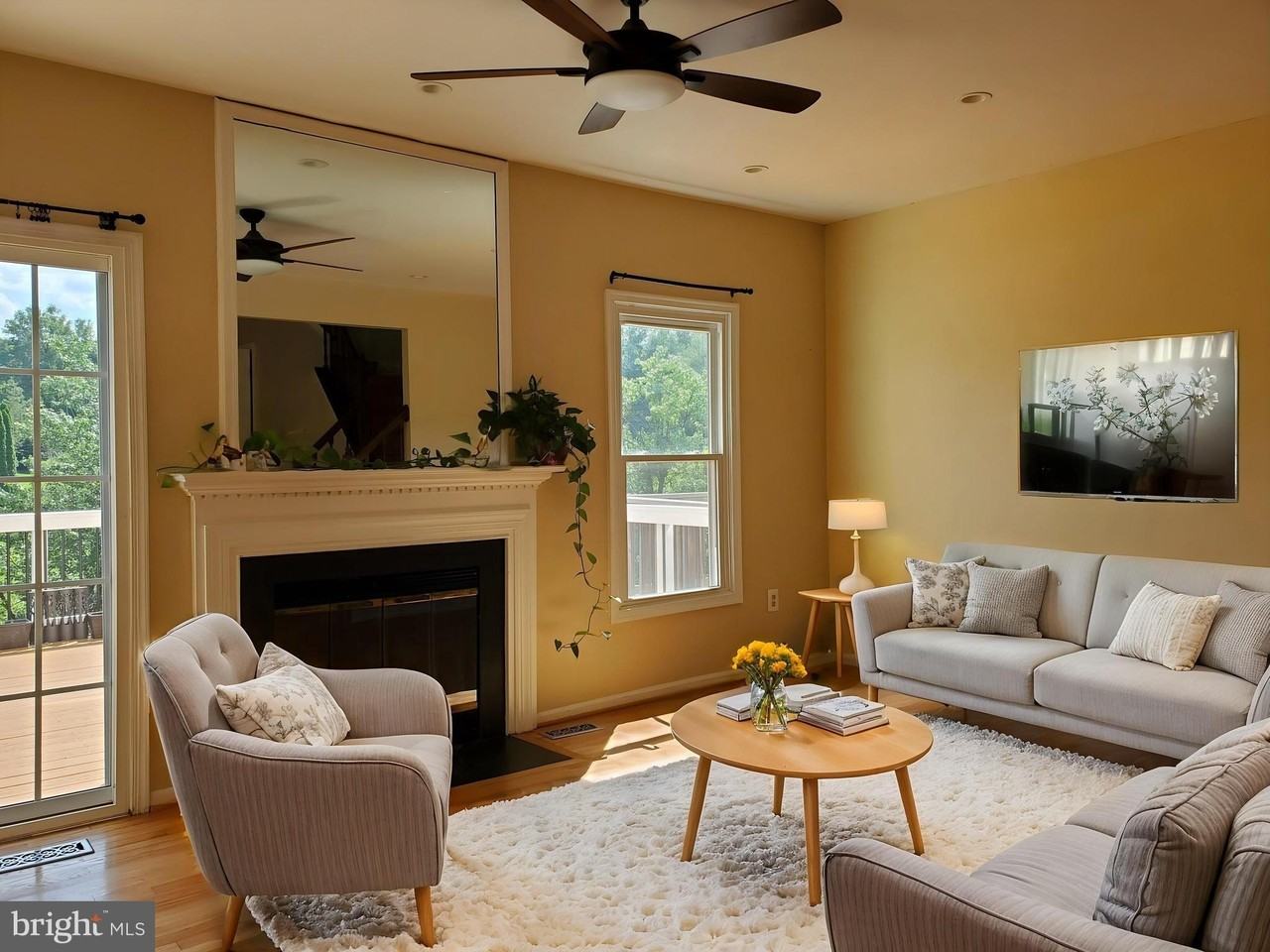 14920 Forest Landing Cir - Photo 2 of 37