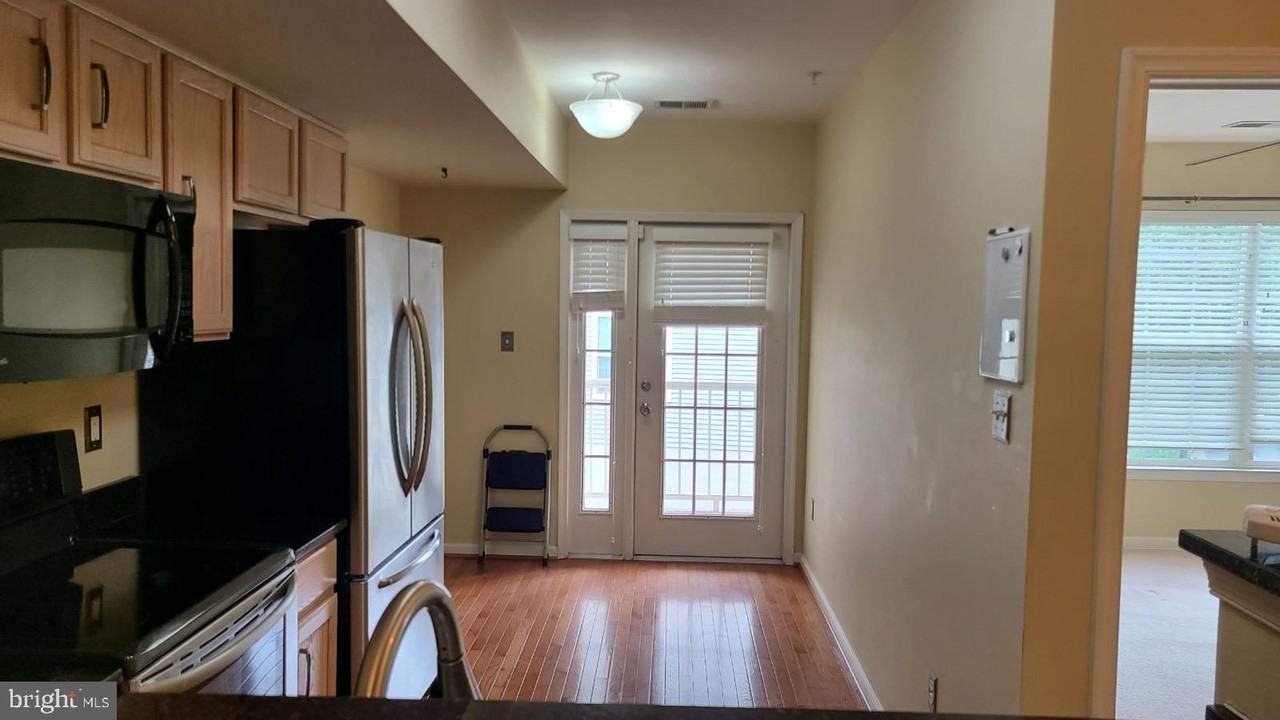 12820 Rexmore Dr #18-11 - Photo 3 of 14