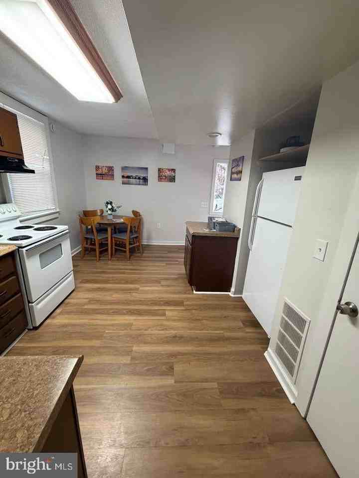 7405 Columbia Ave #1 - Photo 7 of 8