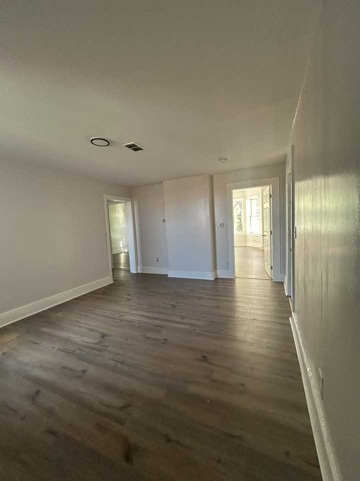 11 Worcester Place #2 - Photo 3 of 12