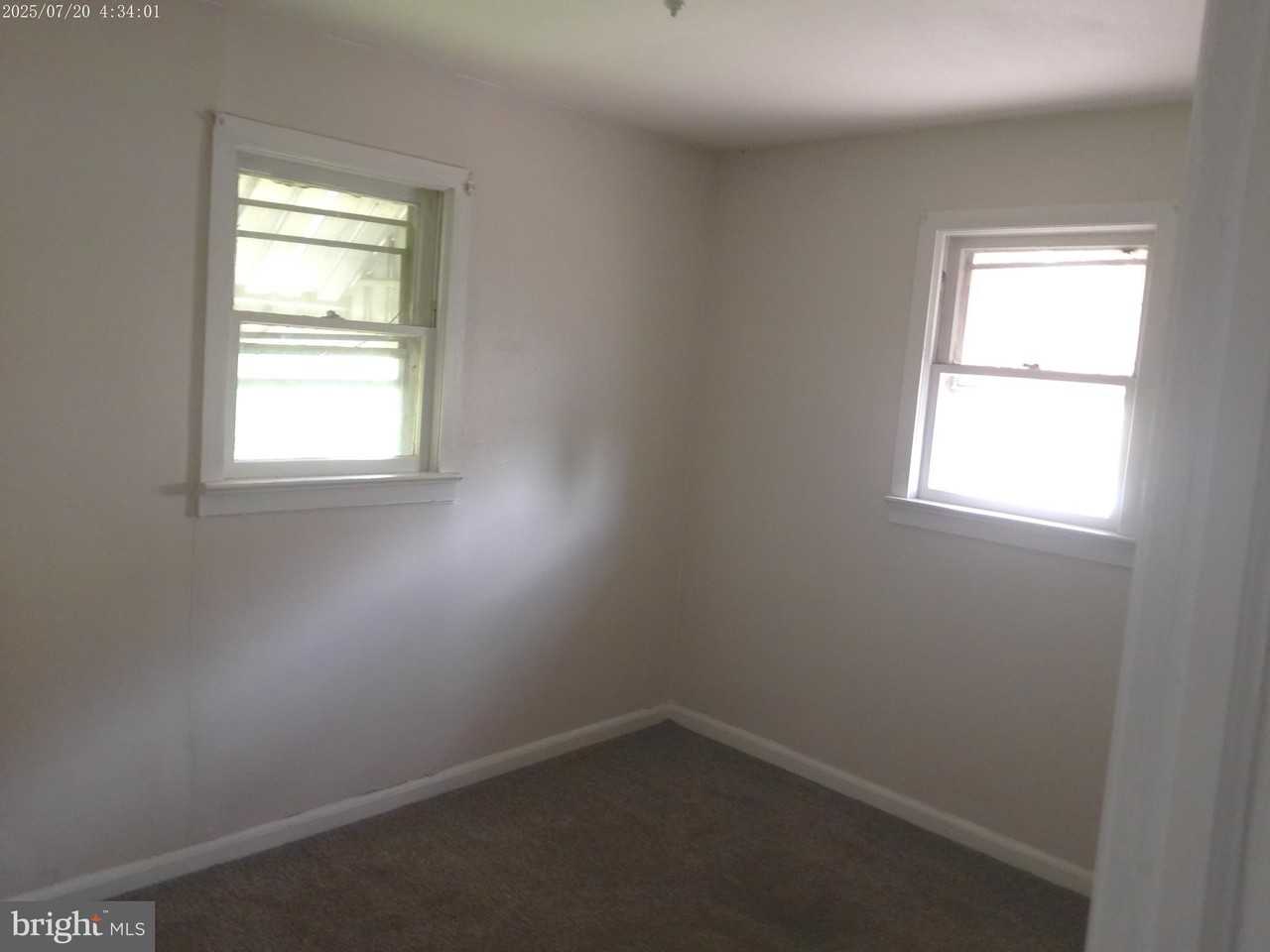 3 1st Ave - Photo 5 of 9