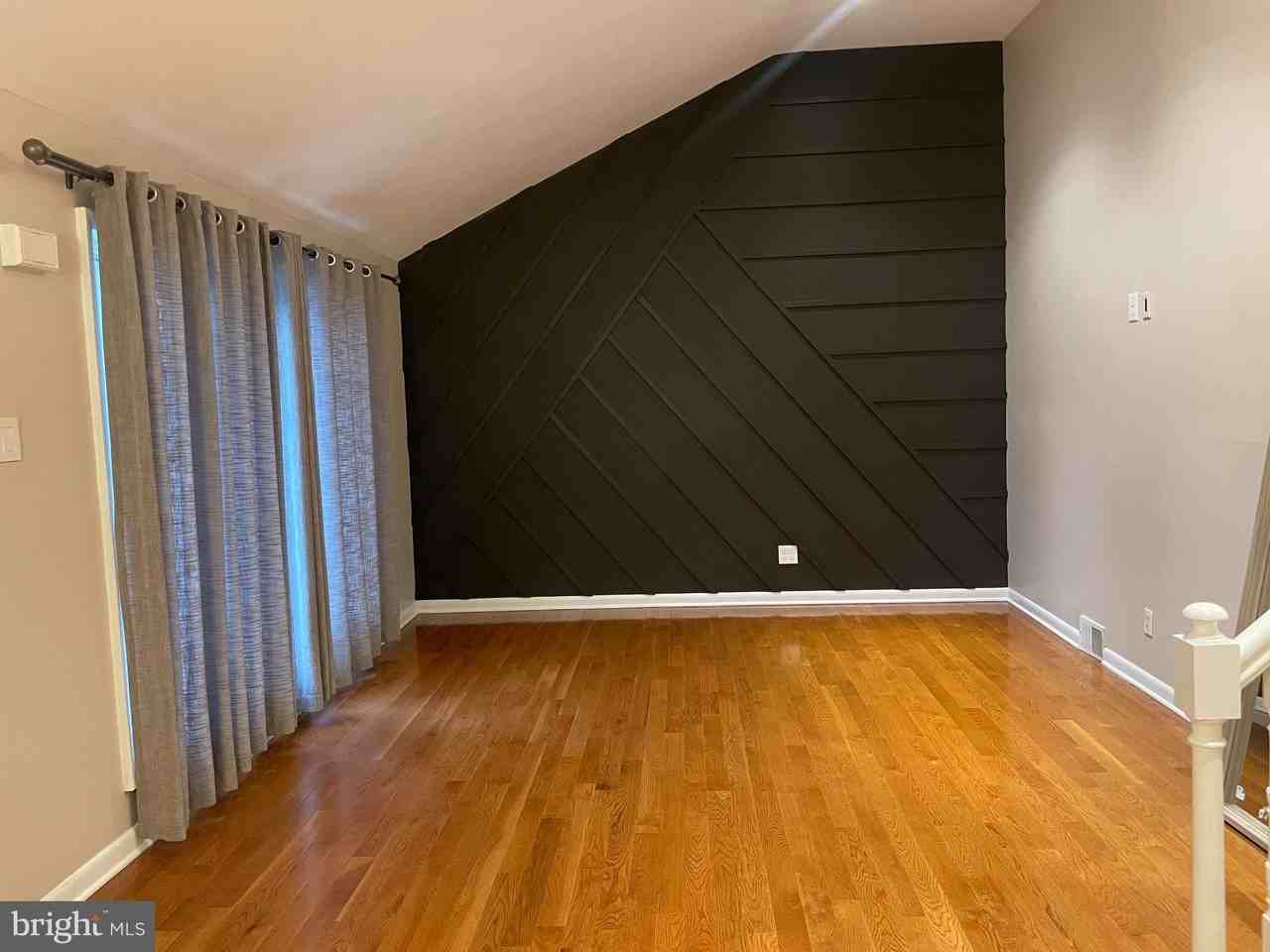 1525 Cedar Ave - Photo 2 of 12