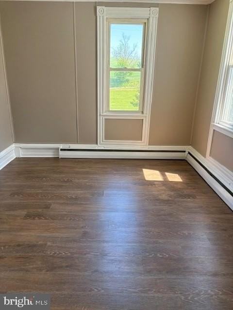 1520 Windsor Castle Rd #1 - Photo 2 of 9