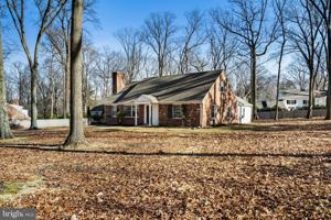 featured image of 310 Pine Tree Rd