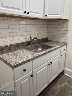 203 Dekalb St - Photo 4 of 7