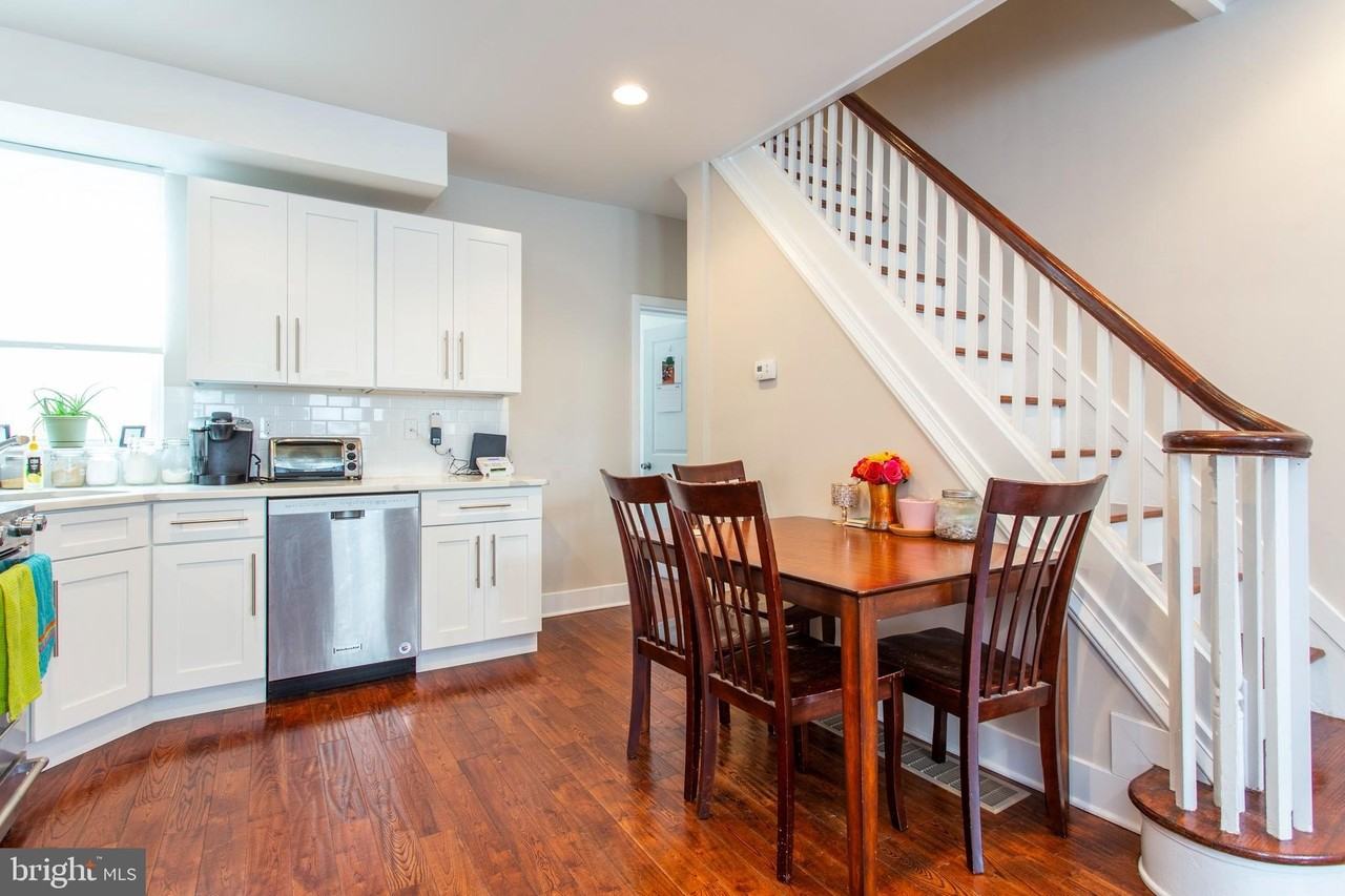 1711 Latona St - Photo 5 of 25