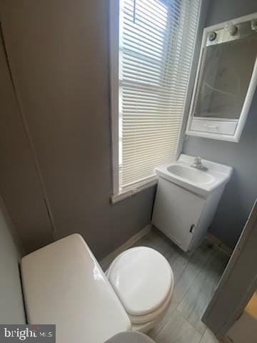 408 N Wanamaker St - Photo 4 of 9