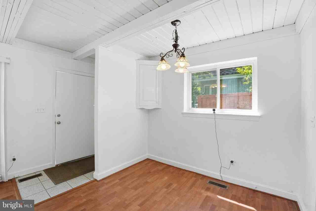 11000 Park Rd - Photo 4 of 27