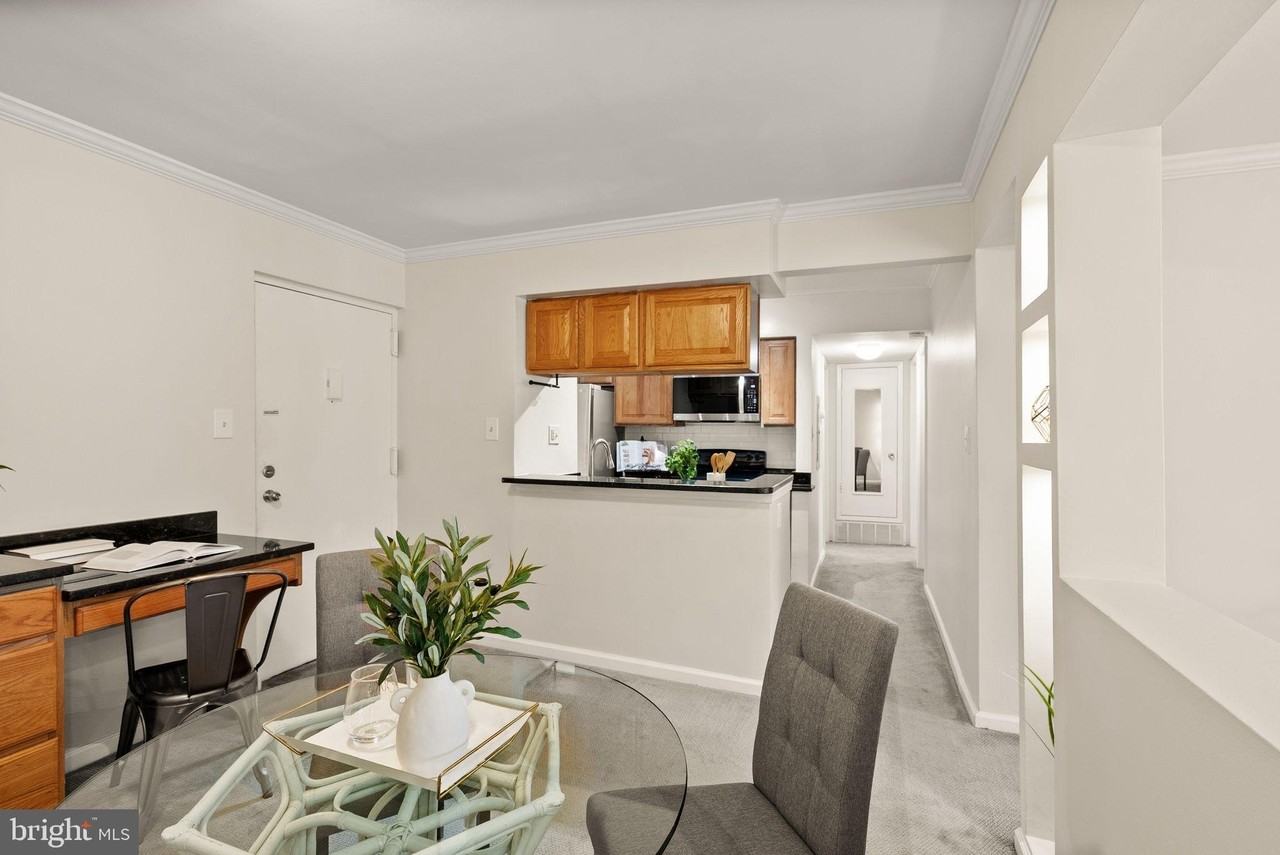 8511 Barrington Ct #S - Photo 7 of 29