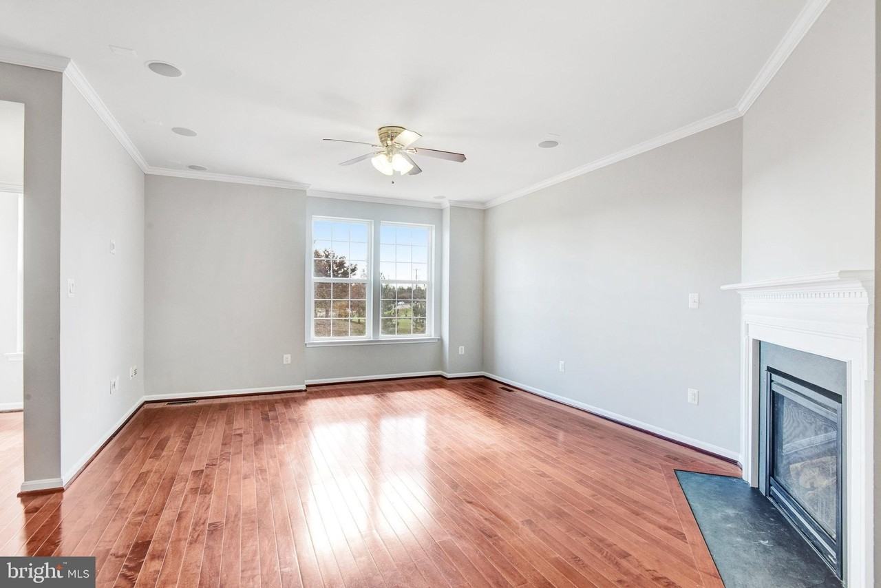 24803 Mason Dale Ter - Photo 5 of 35