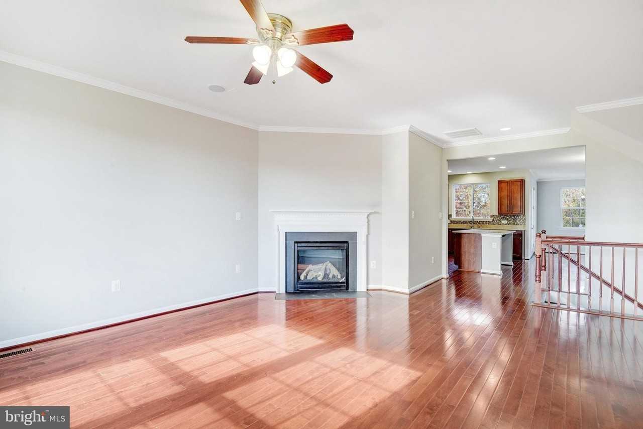 24803 Mason Dale Ter - Photo 6 of 35