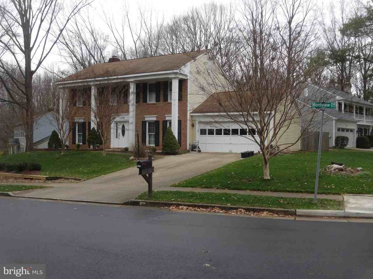 15873 Montview Dr - Photo 2 of 22