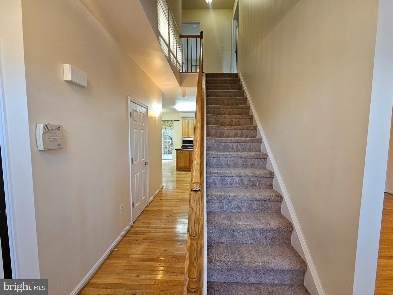 6125 Hot Spring Ln - Photo 5 of 28