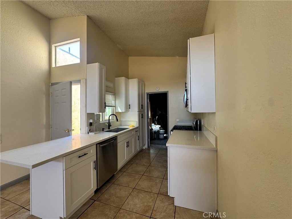 16209 Juniper St - Photo 6 of 21