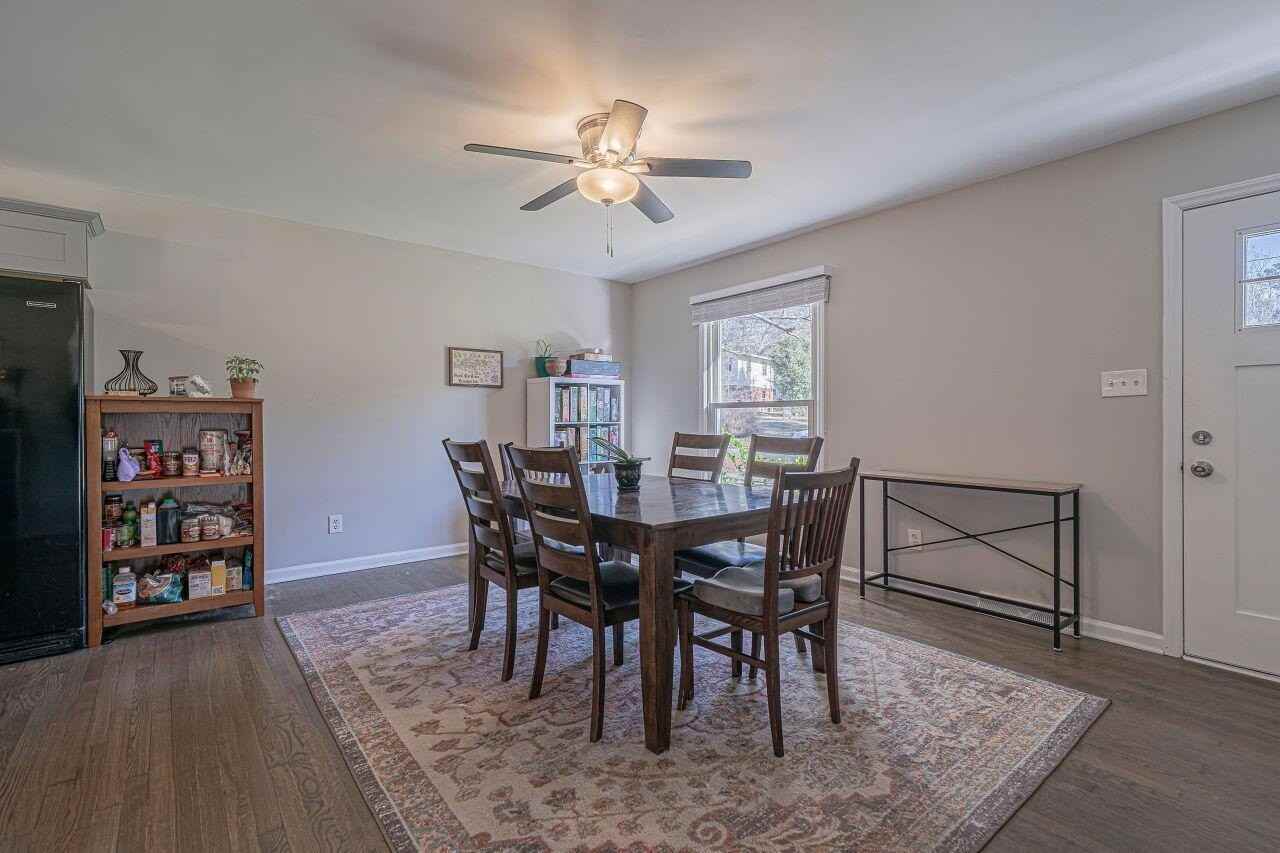 3322 Bell Dr - Photo 7 of 35