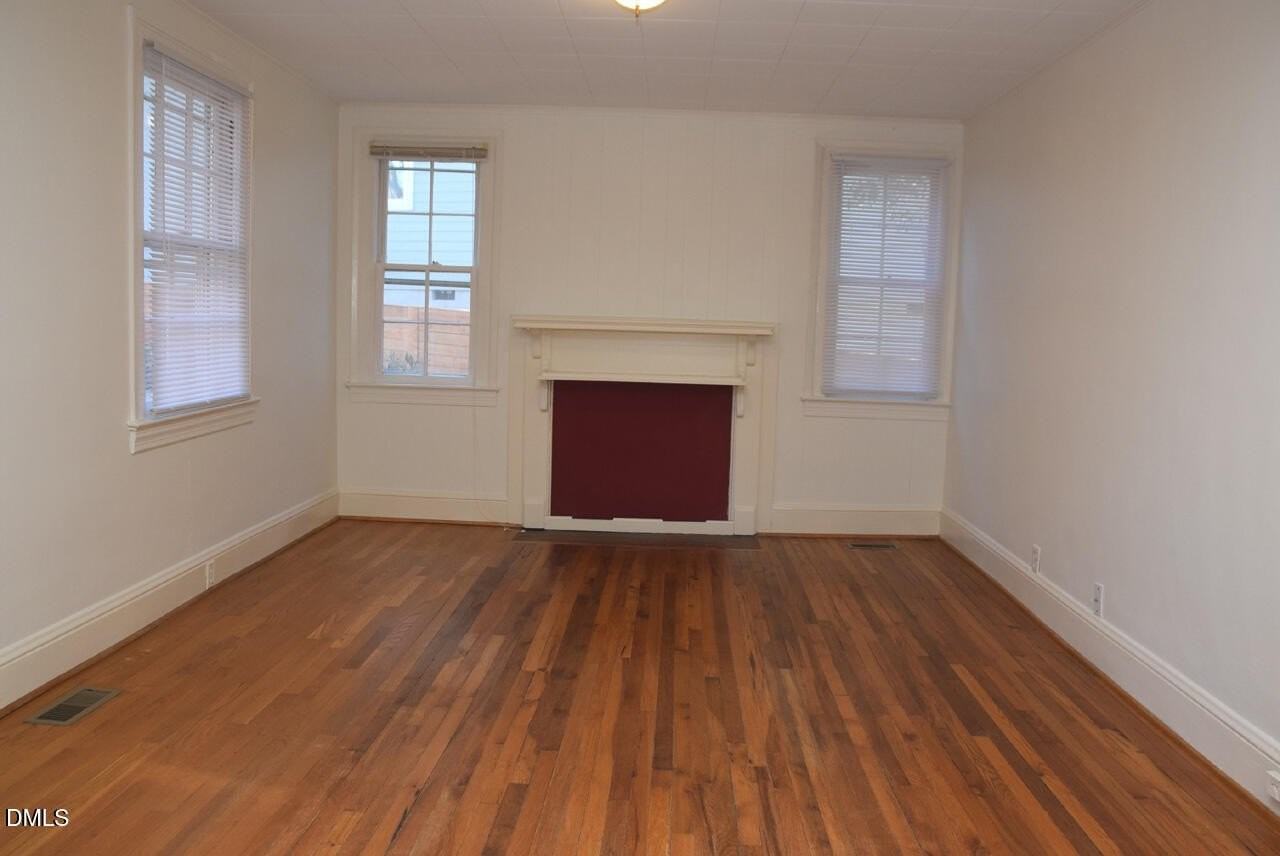 317 Grand Ave - Photo 2 of 23