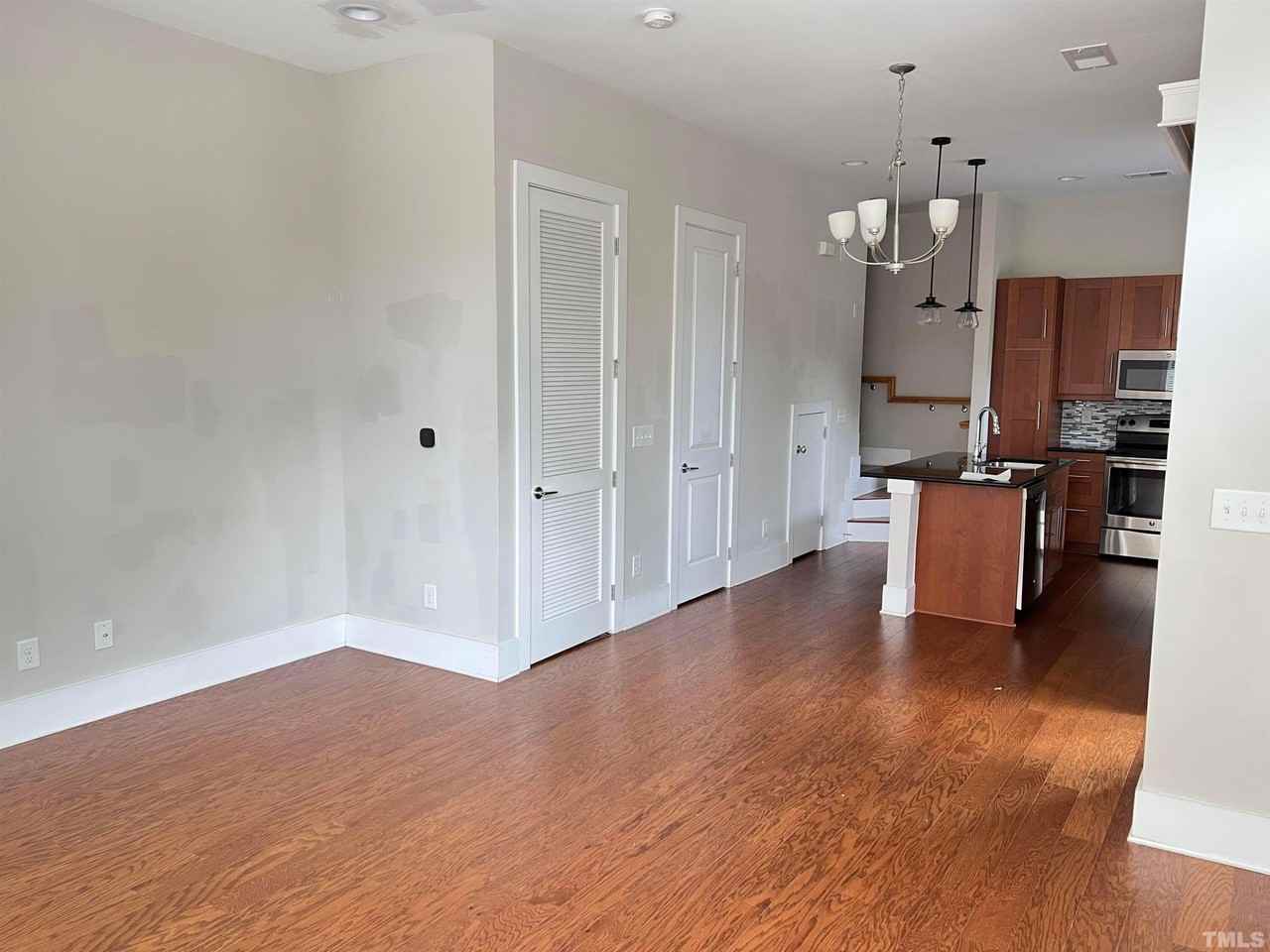 244 William Drummond Way - Photo 3 of 14