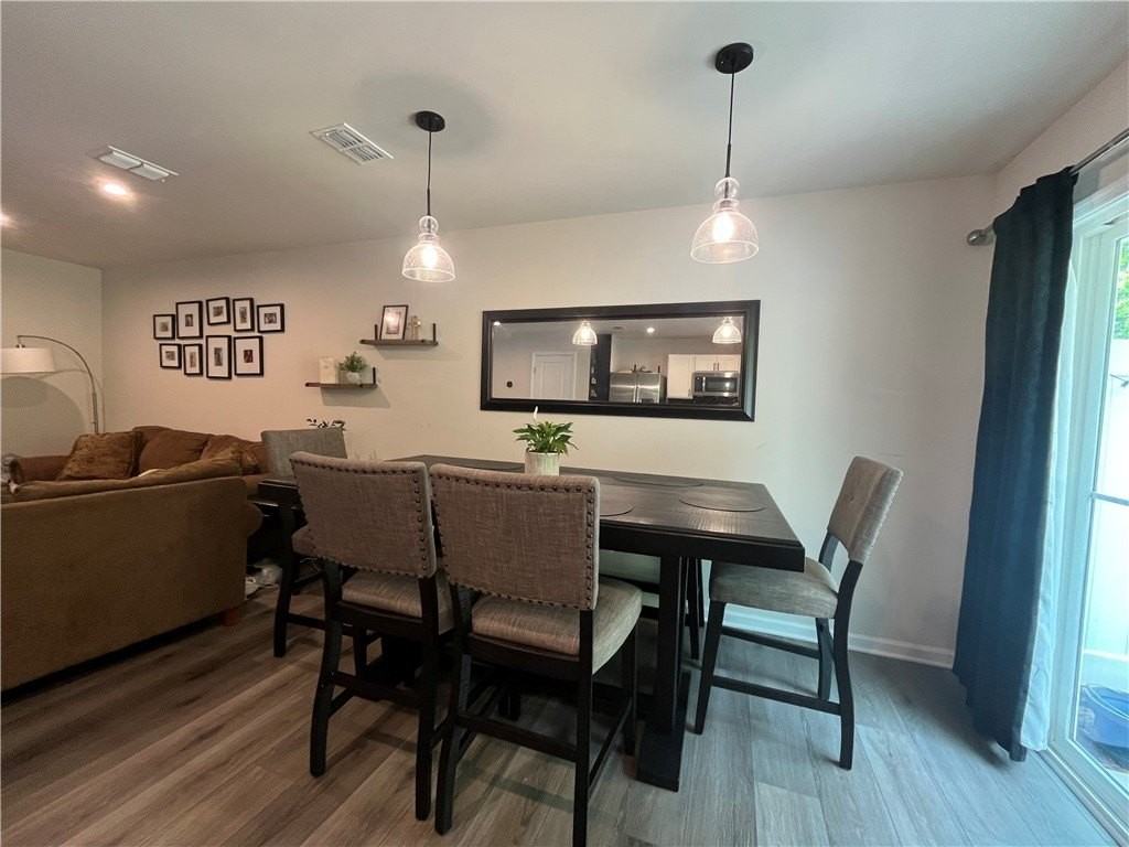 131 Sarnesfield Way - Photo 2 of 21