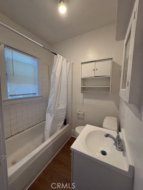 34 N Marguerita Ave - Photo 5 of 6