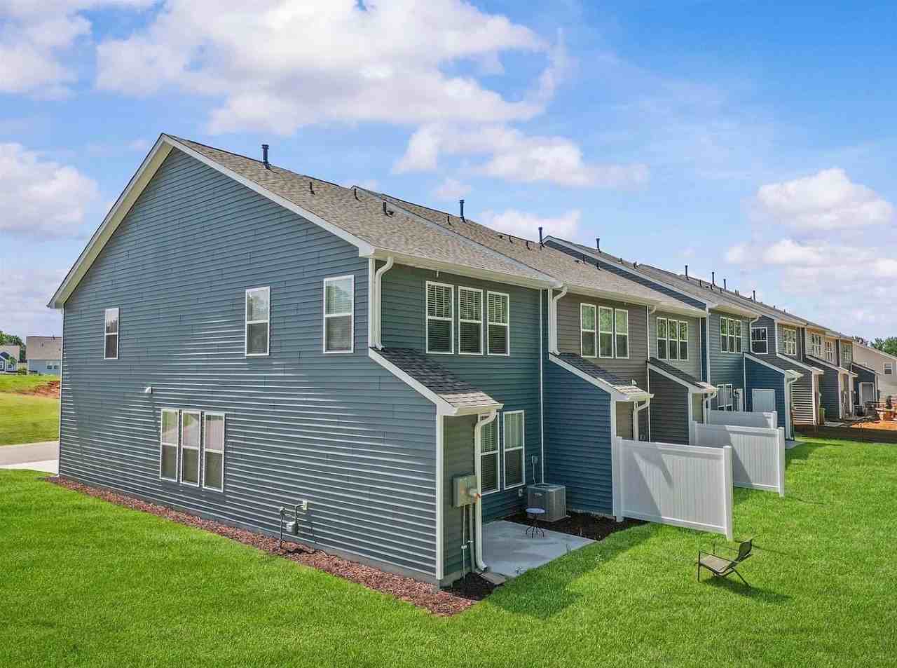 1310 Maplesmith Way #1 - Photo 5 of 30