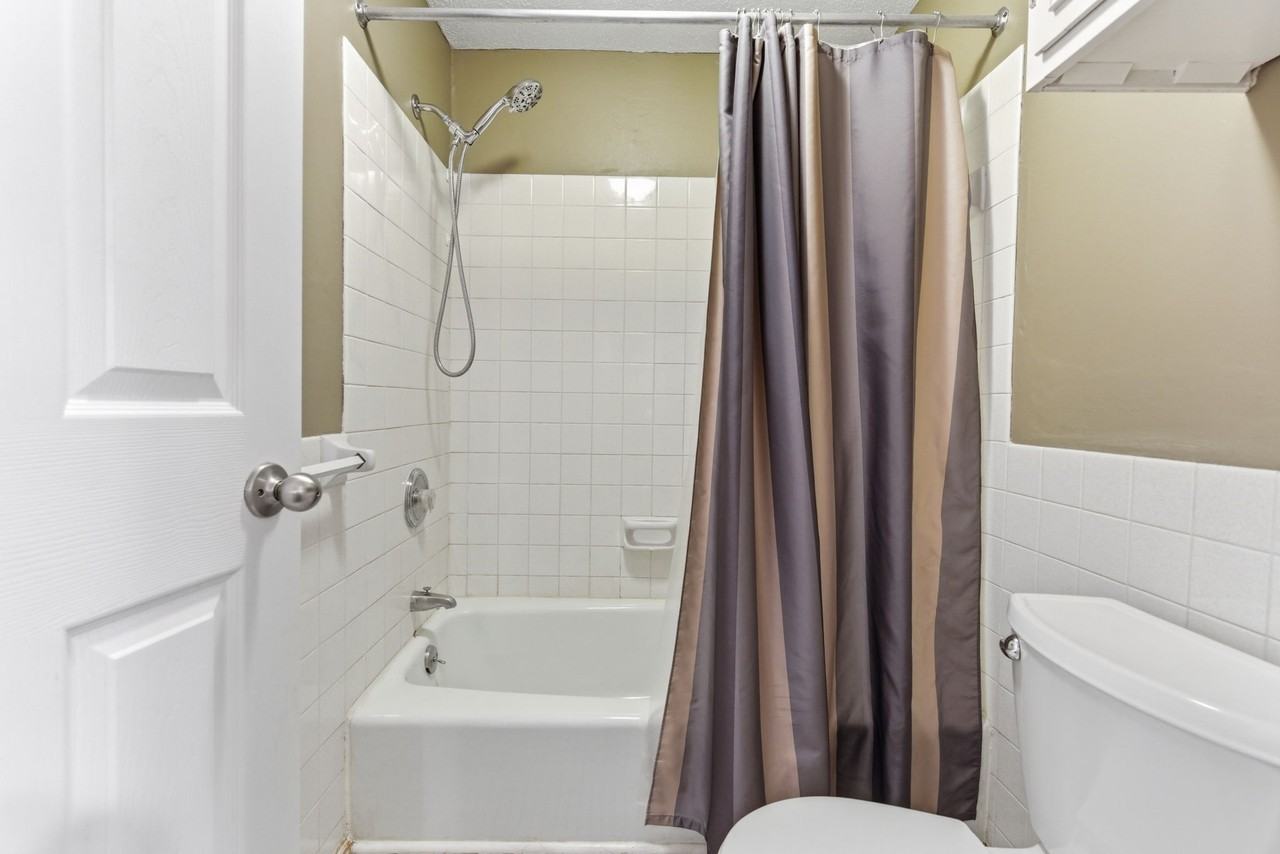 1023 Smetana Rd #6 - Photo 5 of 10