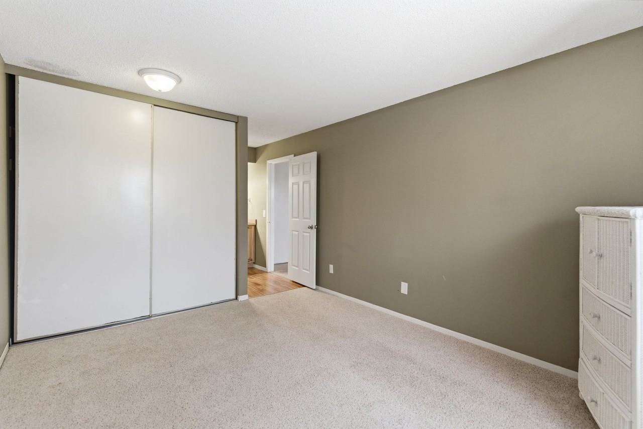 1023 Smetana Rd #6 - Photo 6 of 10