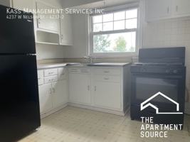 featured image of 4237 W Nelson St #2