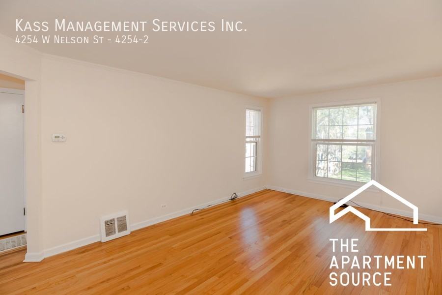 4254 W Nelson St #2 - Photo 3 of 8