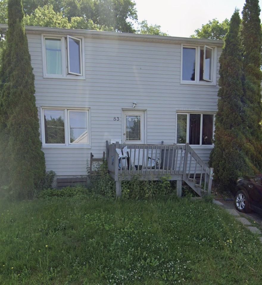83 Bathurst St #83-5