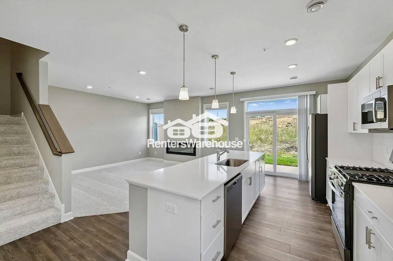 426 Murray Hill Way - Photo 3 of 36
