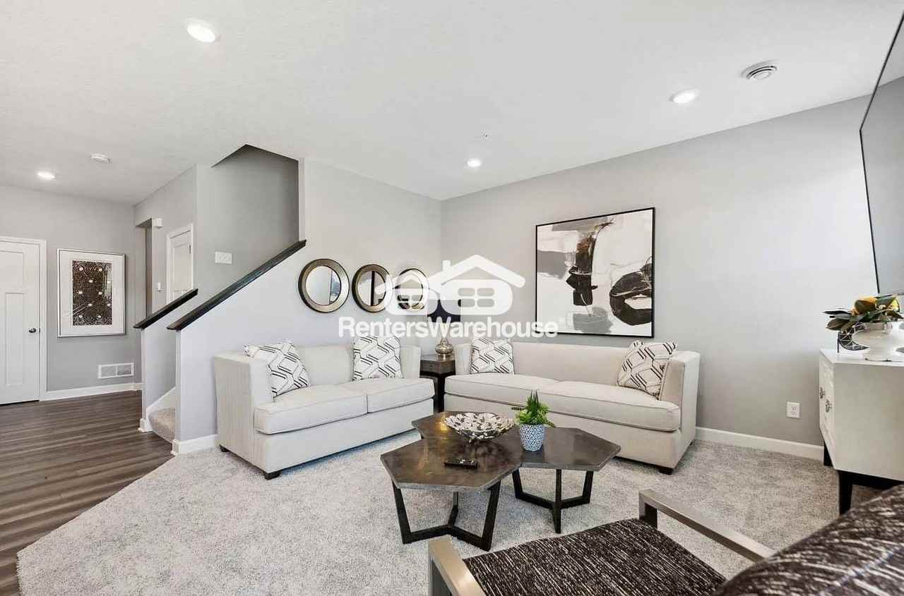 426 Murray Hill Way - Photo 4 of 36
