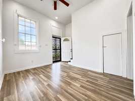 featured image of 433 Homer St #1