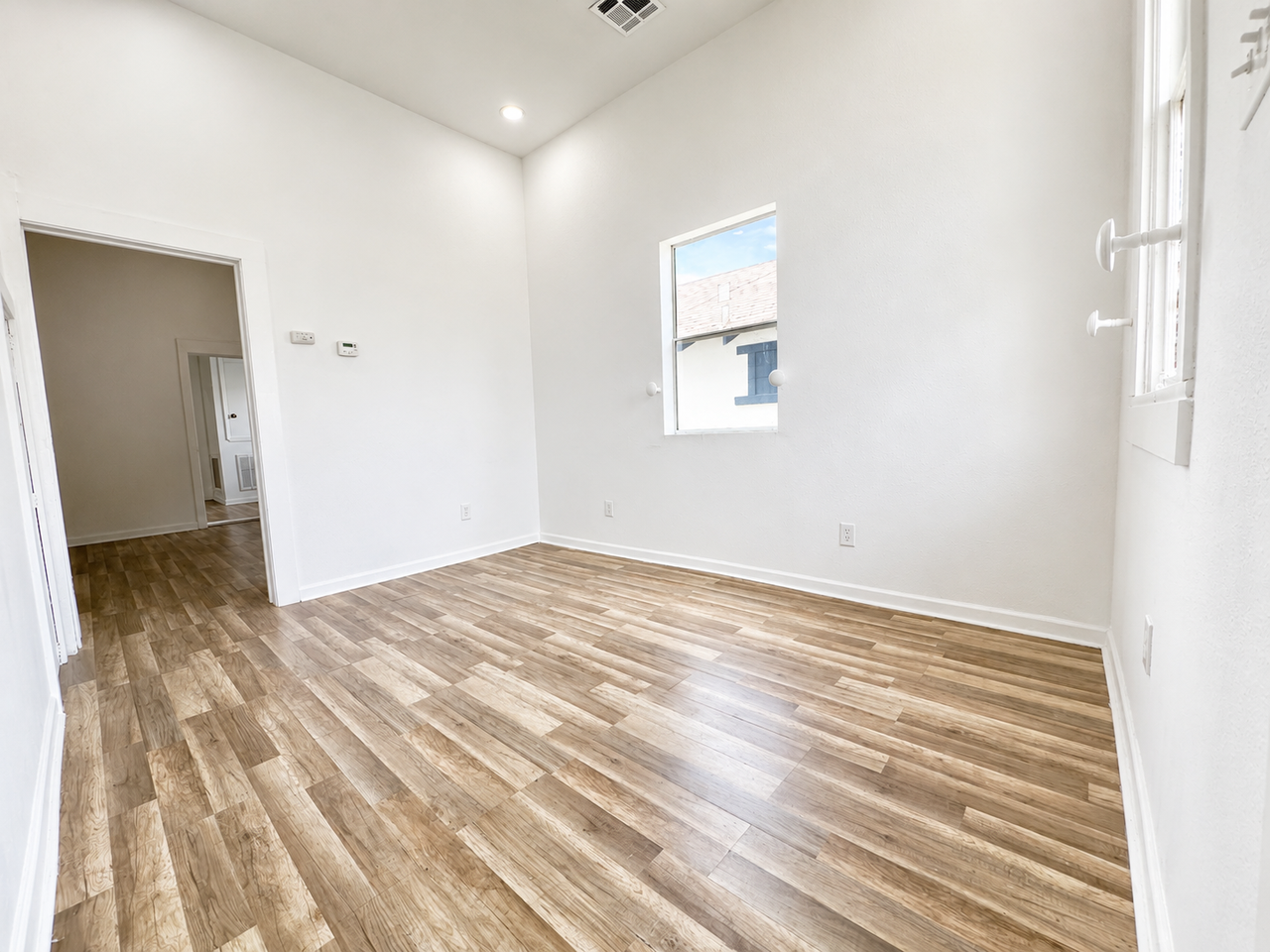 433 Homer St #1 - Photo 2 of 21