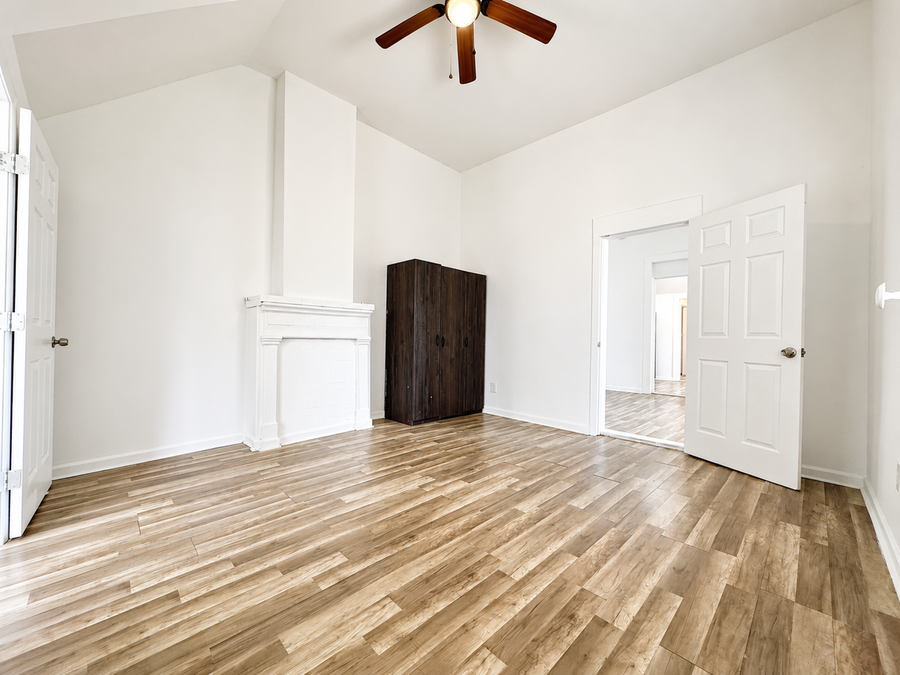 433 Homer St #1 - Photo 3 of 21