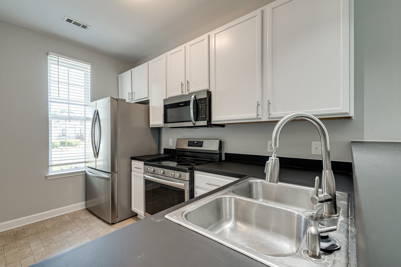 2762 Avalon Loop Rd #1 - Photo 5 of 11