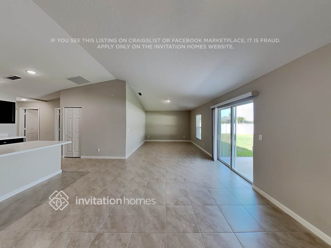 373 Nw Avens St - Photo 6 of 20