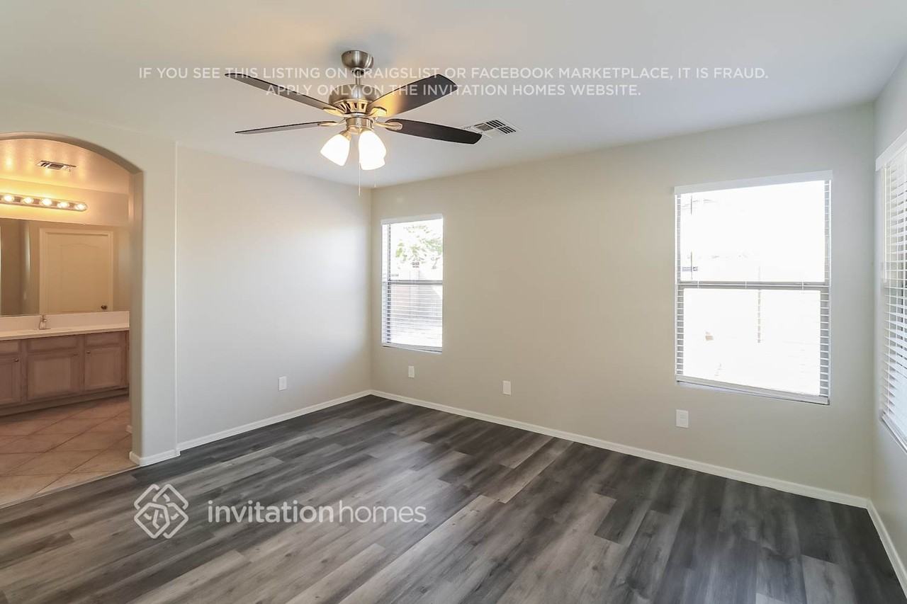 12506 W Lincoln St - Photo 5 of 10