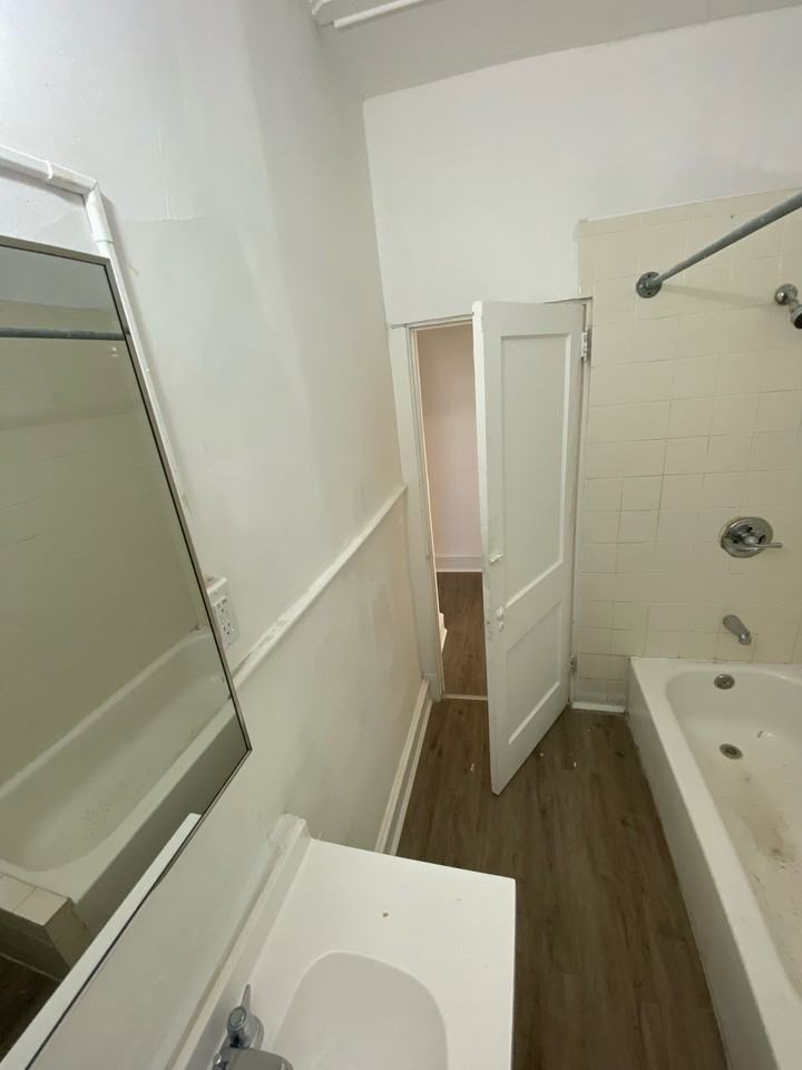 196-198 East Broadway - 2 #2 - Photo 6 of 6