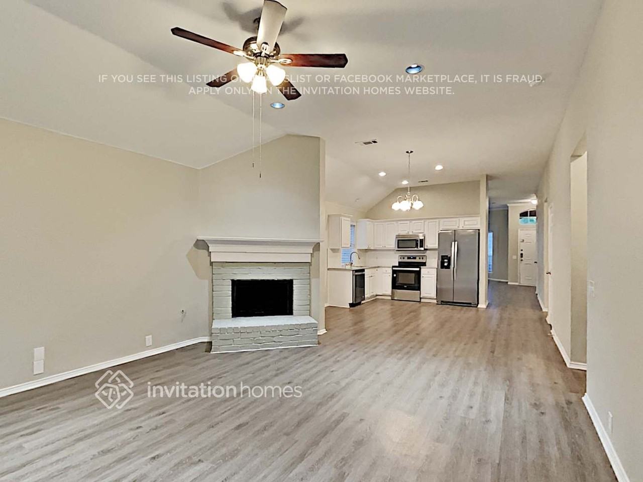 119 Julian Dr - Photo 3 of 18